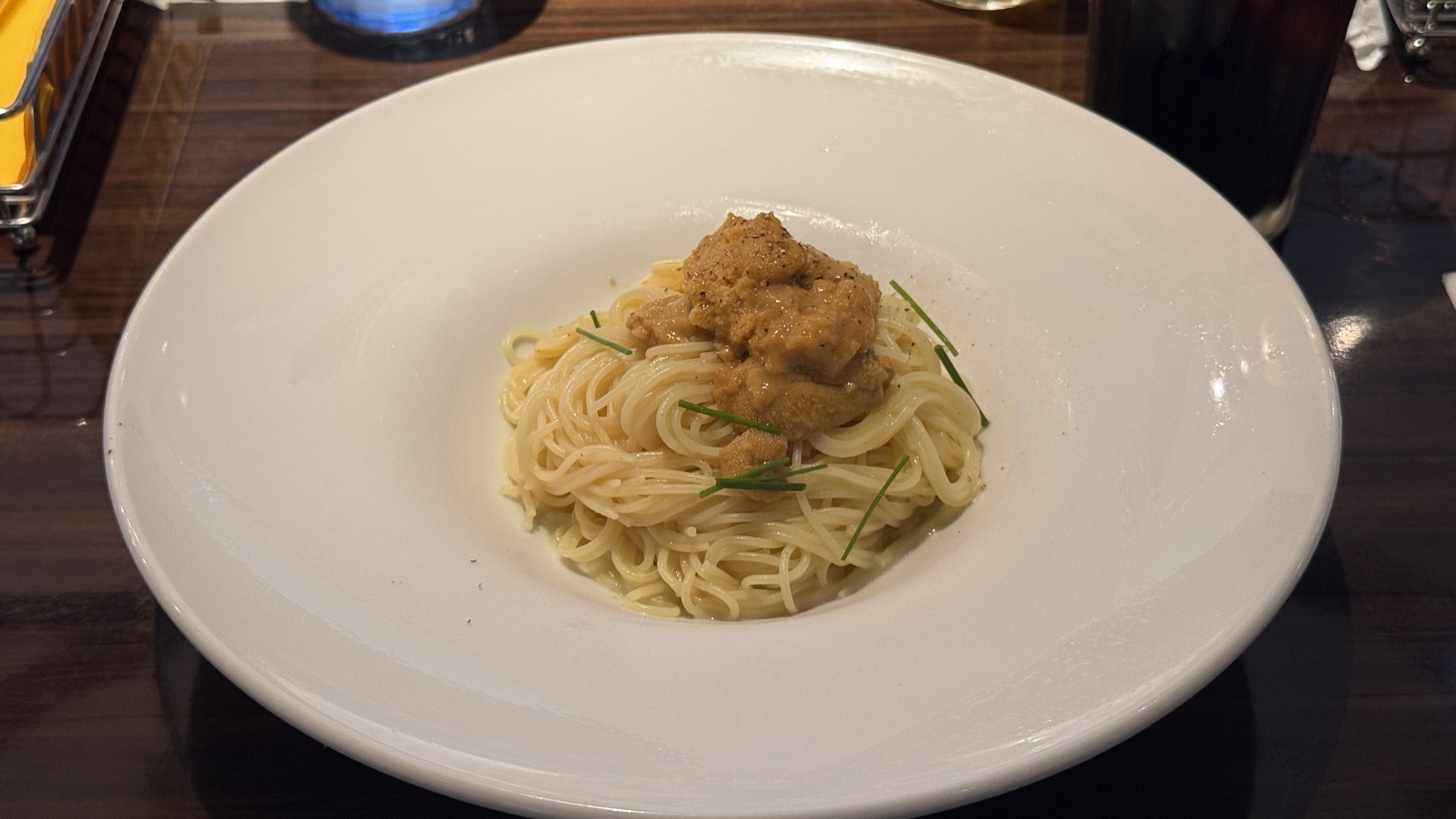 ミア・アンジェラのウニスパ。冷製パスタに北海道産塩水ウニがたっぷり