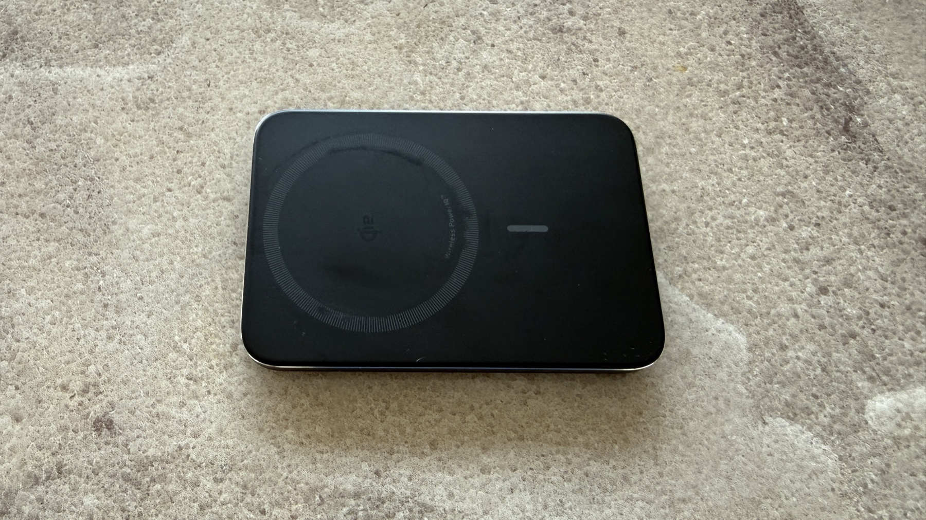 Anker Nano Power Bank（MagSafe対応）を子連れお出かけに使い続けて感じたこと。薄くて軽くて、いつもカバンに入っている